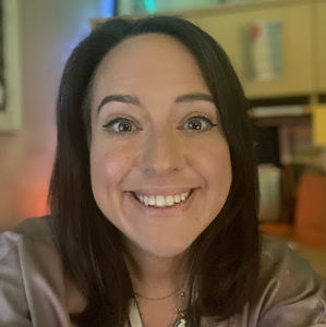 Meet your Posher, Courtney